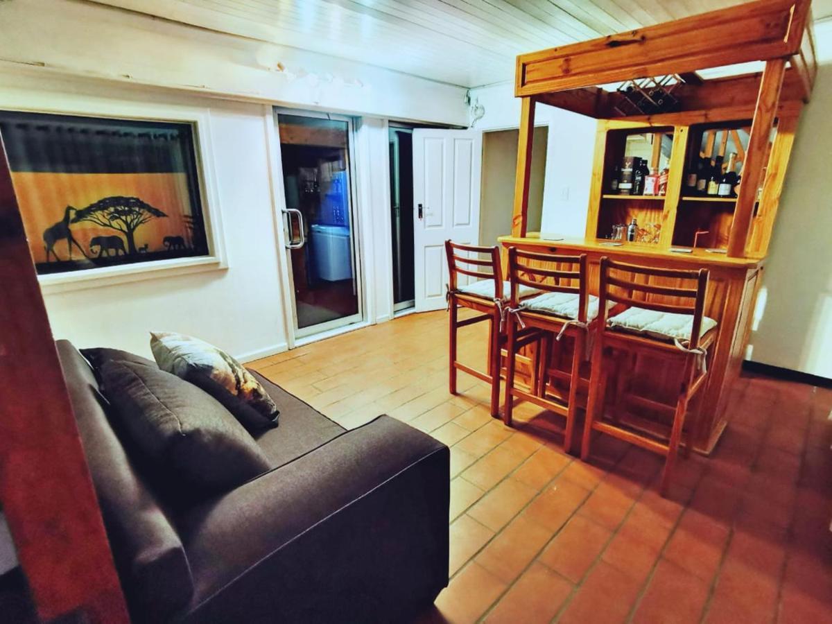 Libra Lodge Sandton Exterior foto